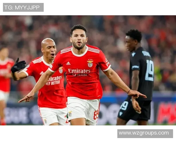 费内巴切与本菲卡激战正酣谁能在欧战中笑到最后