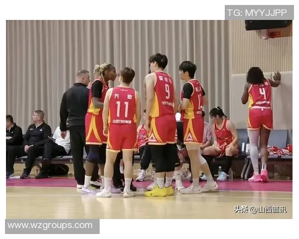 山西女篮与八一女篮激战正酣争夺女篮联赛季后赛席位的关键之战