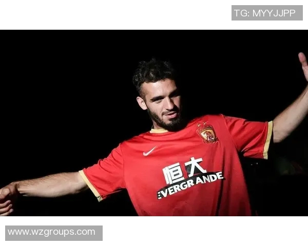 曼城与西布朗激战正酣比分悬念引发球迷热议