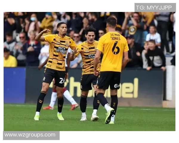 克拉雷镇与牛津联的精彩对决分析与赛季展望