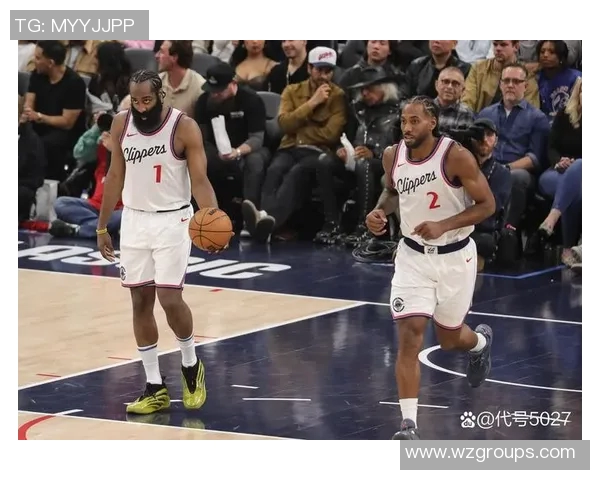 火箭队与雷霆队激战四月十日谁能在季后赛争夺中占得先机